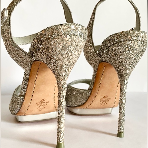 🎉HP🎉 BNIB Alice + Olivia Metallic Silver Sequin Ultra High Platform Heels - Picture 10 of 10